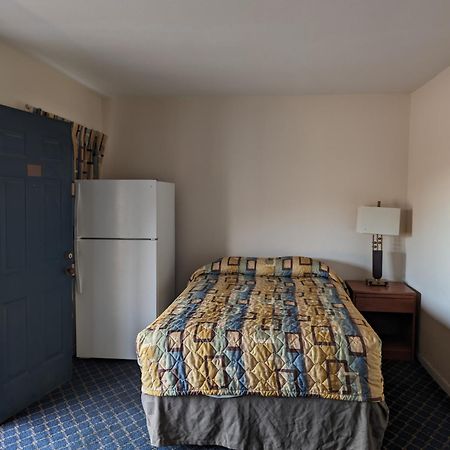 Economy Inn Kingsville Exteriör bild