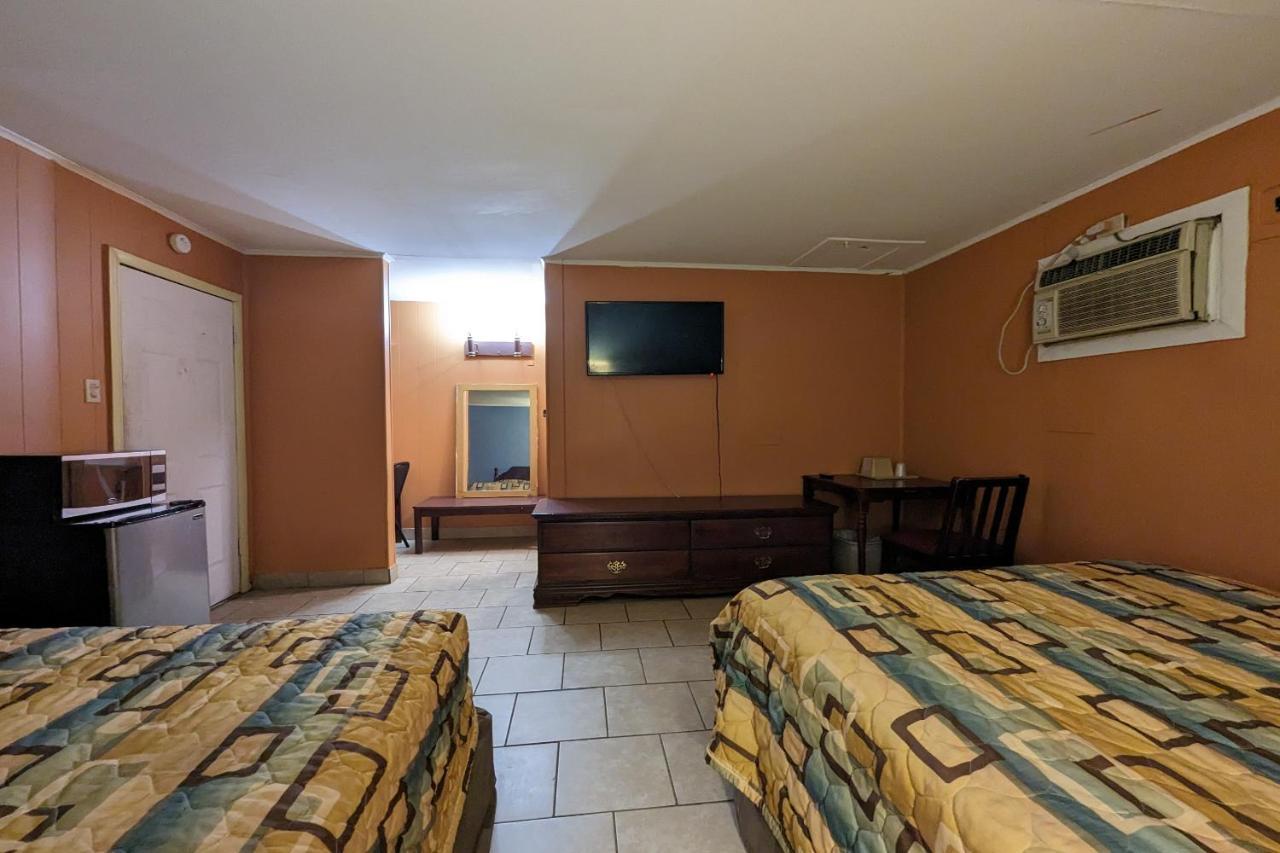 Economy Inn Kingsville Exteriör bild